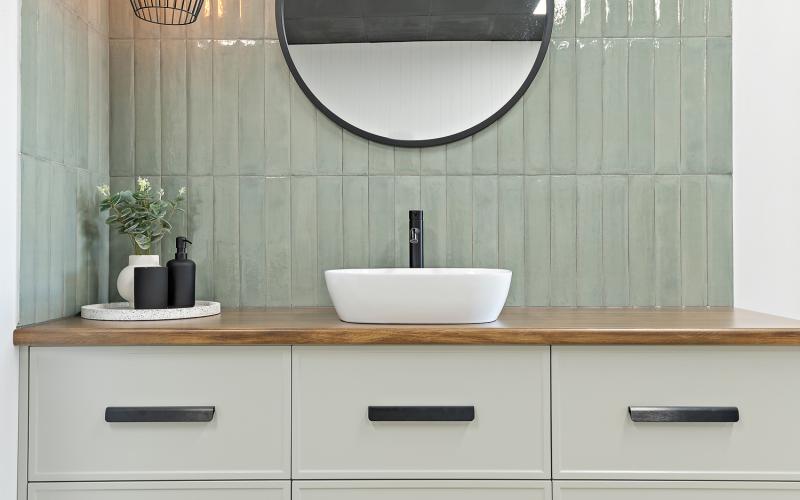 vanity rockingham