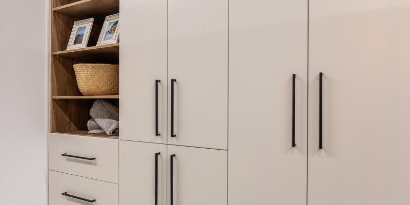 wardrobe cabinet
