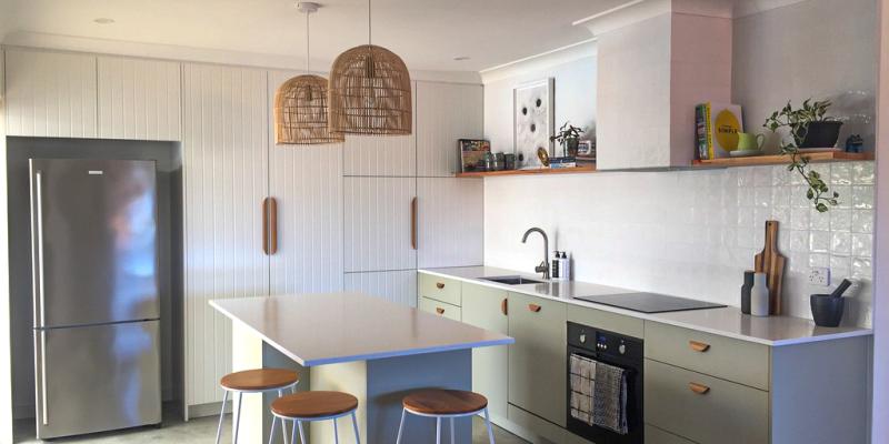 Modern White & Timber Kitchen + Laundry ekitchens